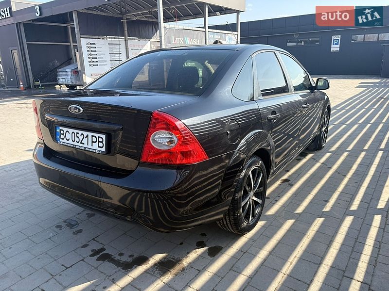 Седан Ford Focus 2011 в Львові