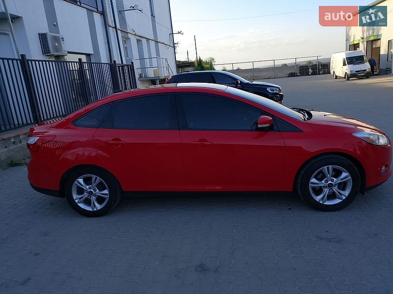 Седан Ford Focus 2014 в Чорткове
