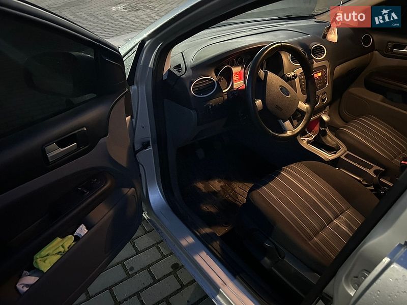 Универсал Ford Focus 2010 в Выгоде