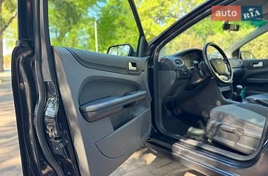 Універсал Ford Focus 2005 в Кам'янському