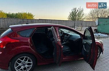 Хэтчбек Ford Focus 2014 в Софиевской Борщаговке