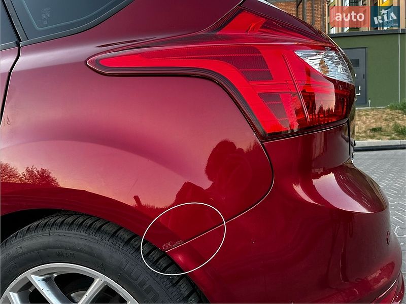 Хэтчбек Ford Focus 2014 в Софиевской Борщаговке