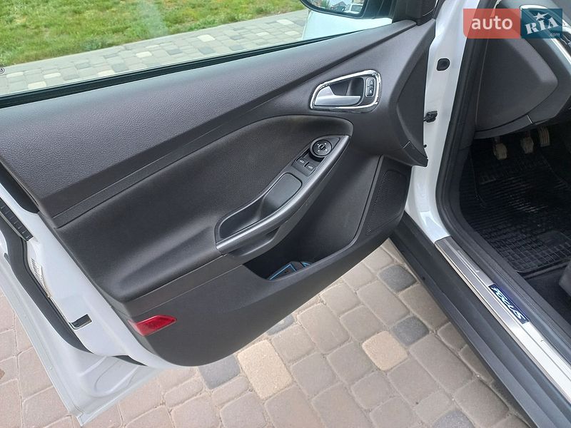 Седан Ford Focus 2016 в Гайсину