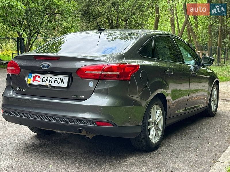 Седан Ford Focus 2016 в Львове
