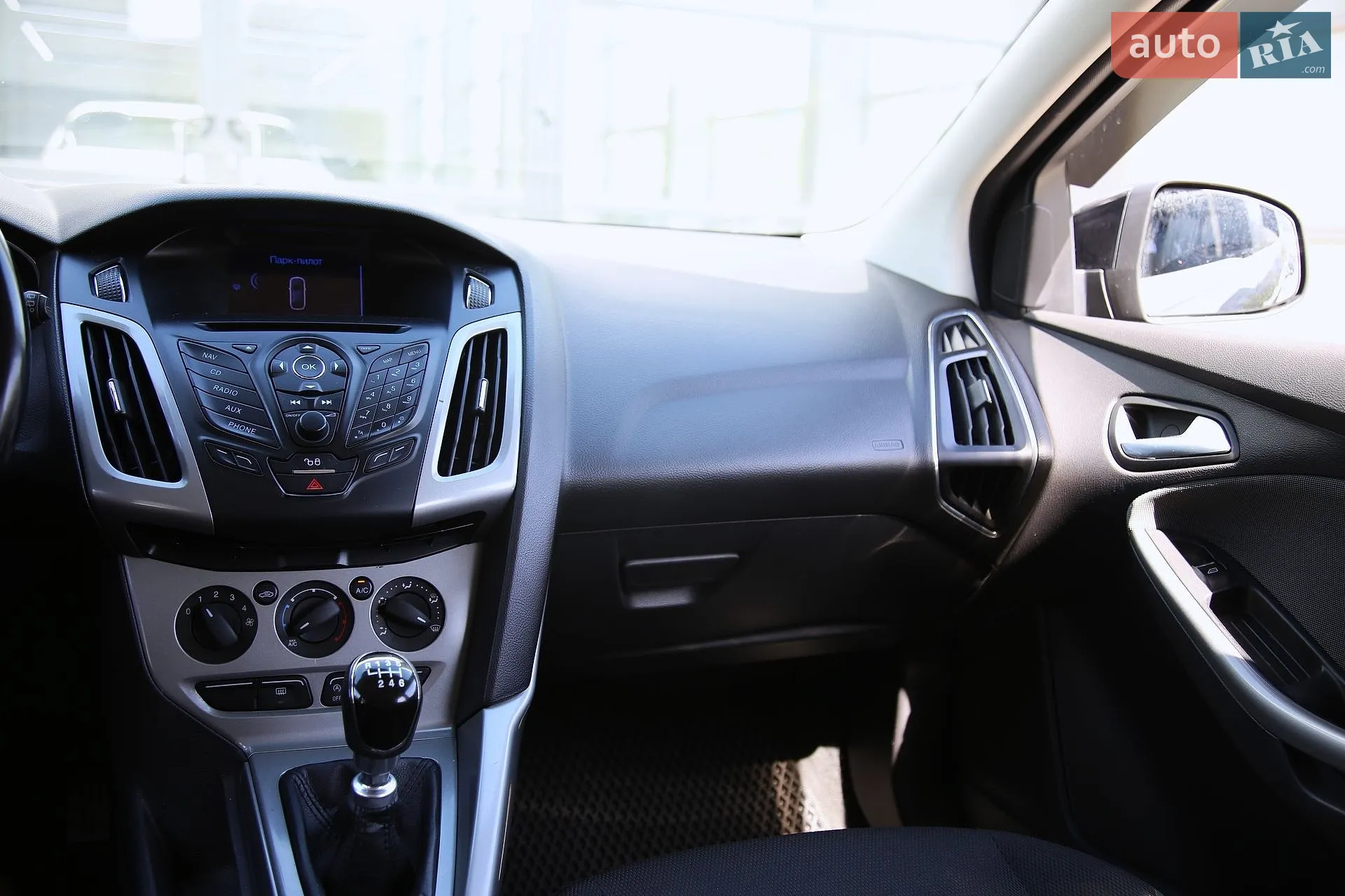 2012 Ford Focus - мініатюра 13