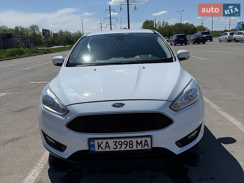 Хэтчбек Ford Focus 2016 в Ирпене