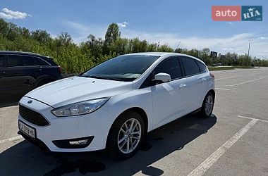 Хэтчбек Ford Focus 2016 в Ирпене