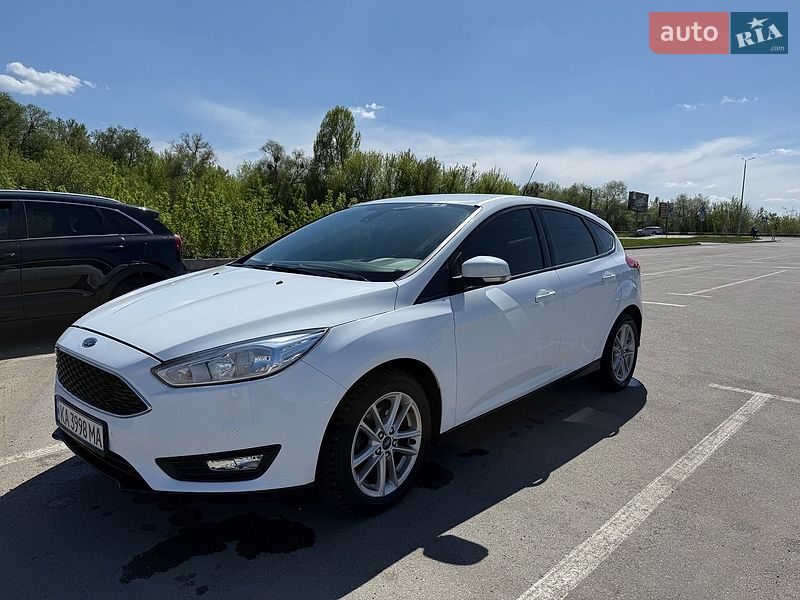 Хэтчбек Ford Focus 2016 в Ирпене