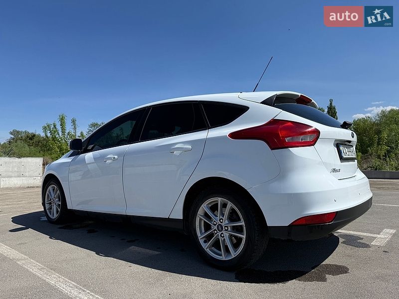 Хэтчбек Ford Focus 2016 в Ирпене