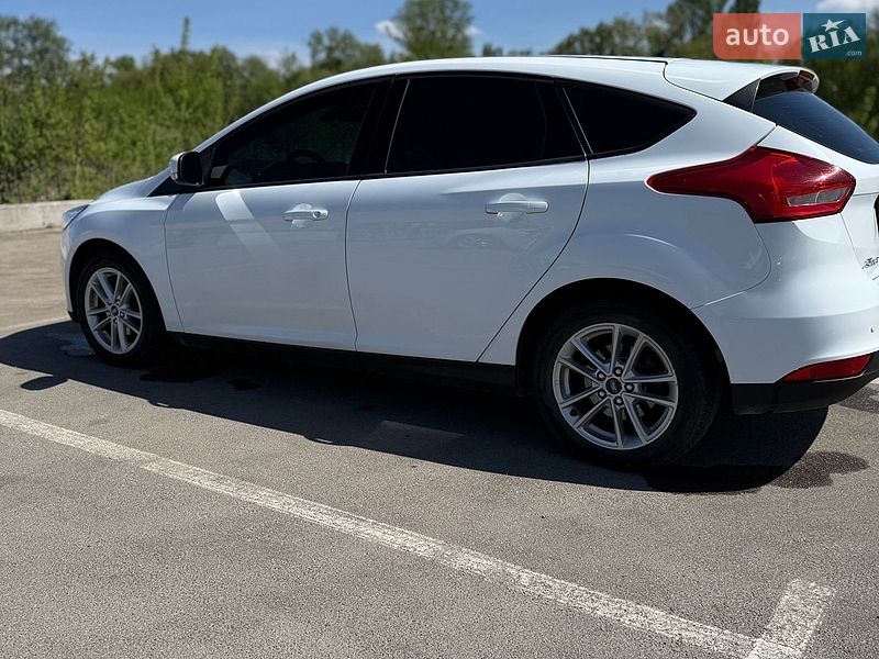 Хэтчбек Ford Focus 2016 в Ирпене