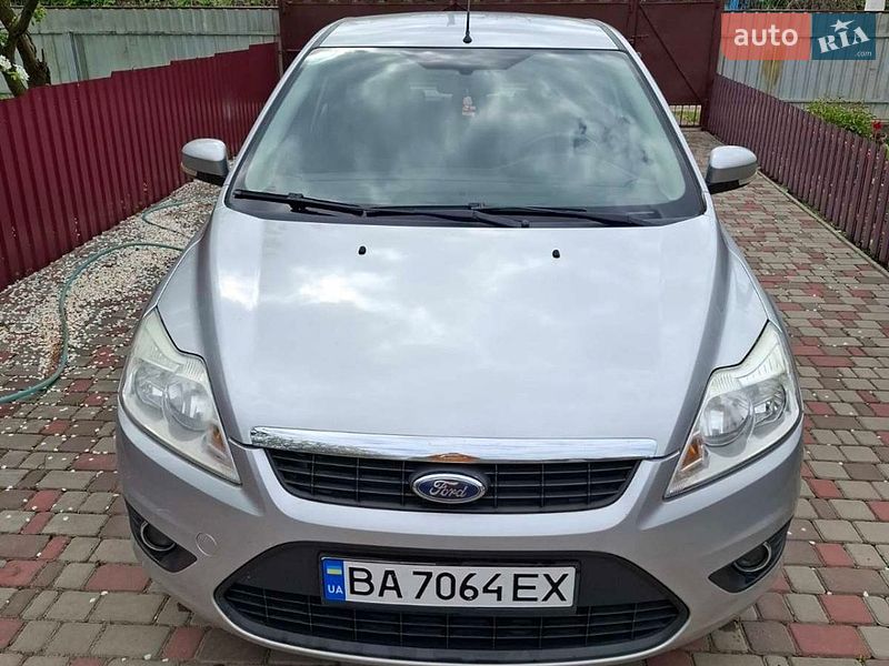 Хетчбек Ford Focus 2010 в Новомиргороді