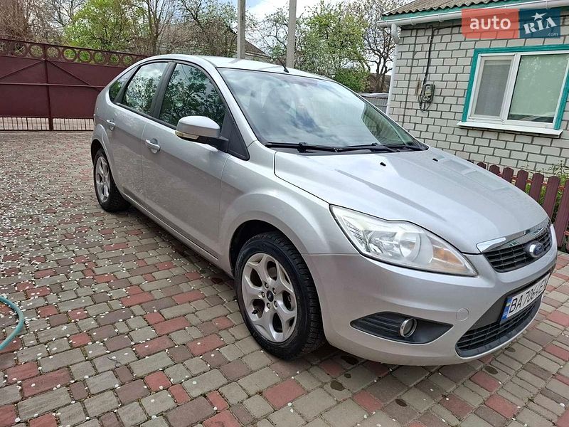 Хетчбек Ford Focus 2010 в Новомиргороді