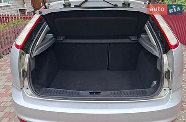 Хетчбек Ford Focus 2010 в Новомиргороді