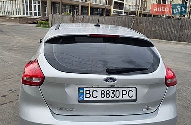 Хэтчбек Ford Focus 2014 в Киеве
