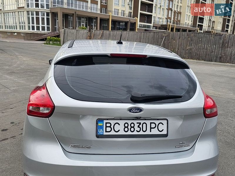 Хэтчбек Ford Focus 2014 в Киеве