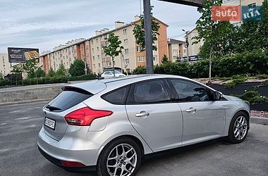 Хэтчбек Ford Focus 2014 в Киеве