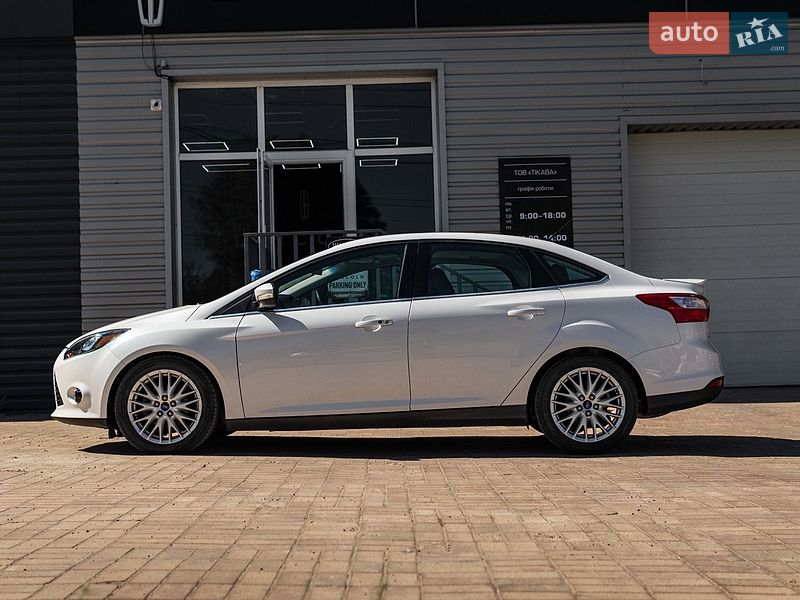 Седан Ford Focus 2014 в Кропивницком
