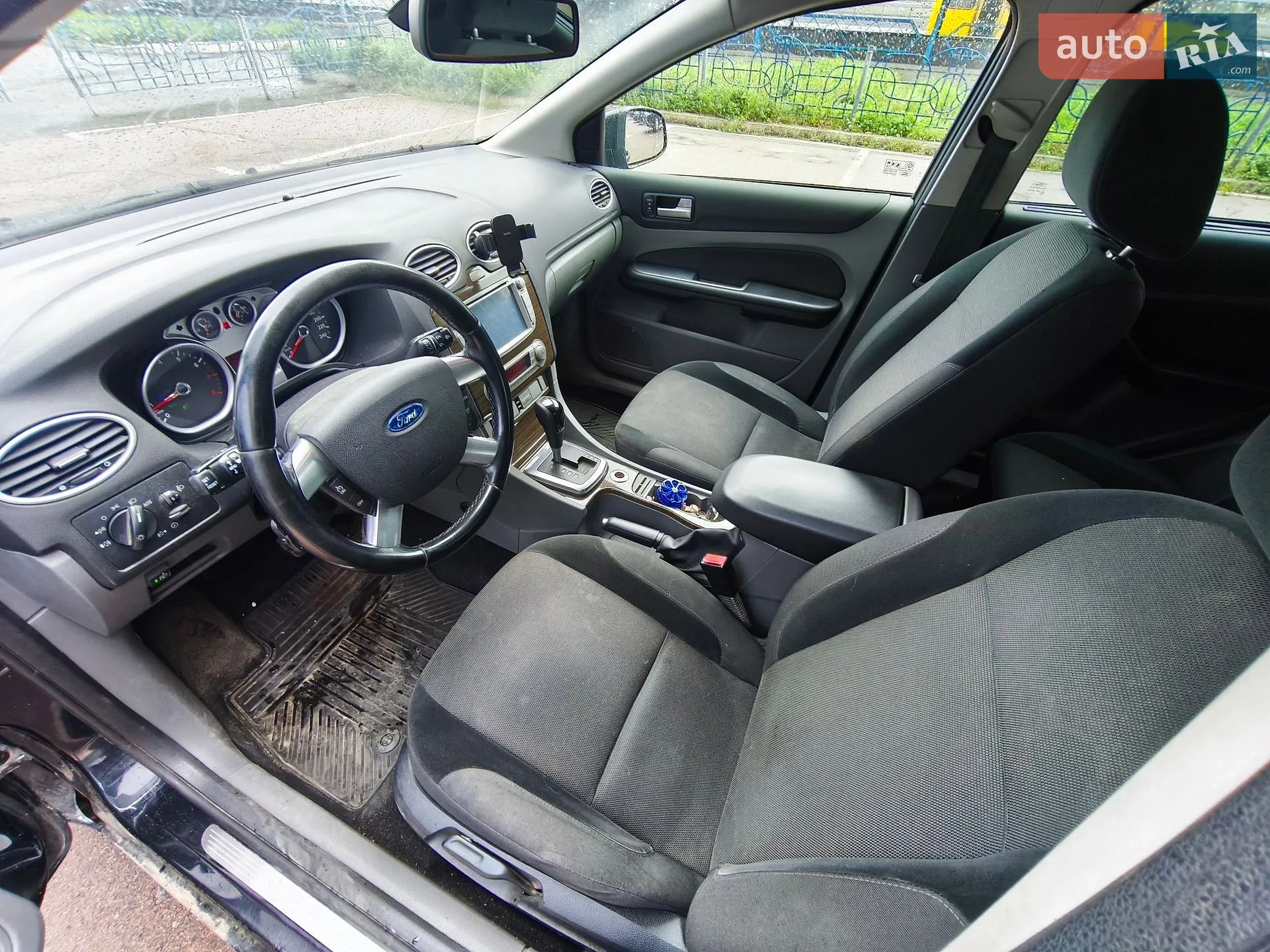 2010 Ford Focus - мініатюра 9