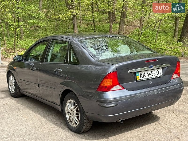 Седан Ford Focus 2003 в Києві