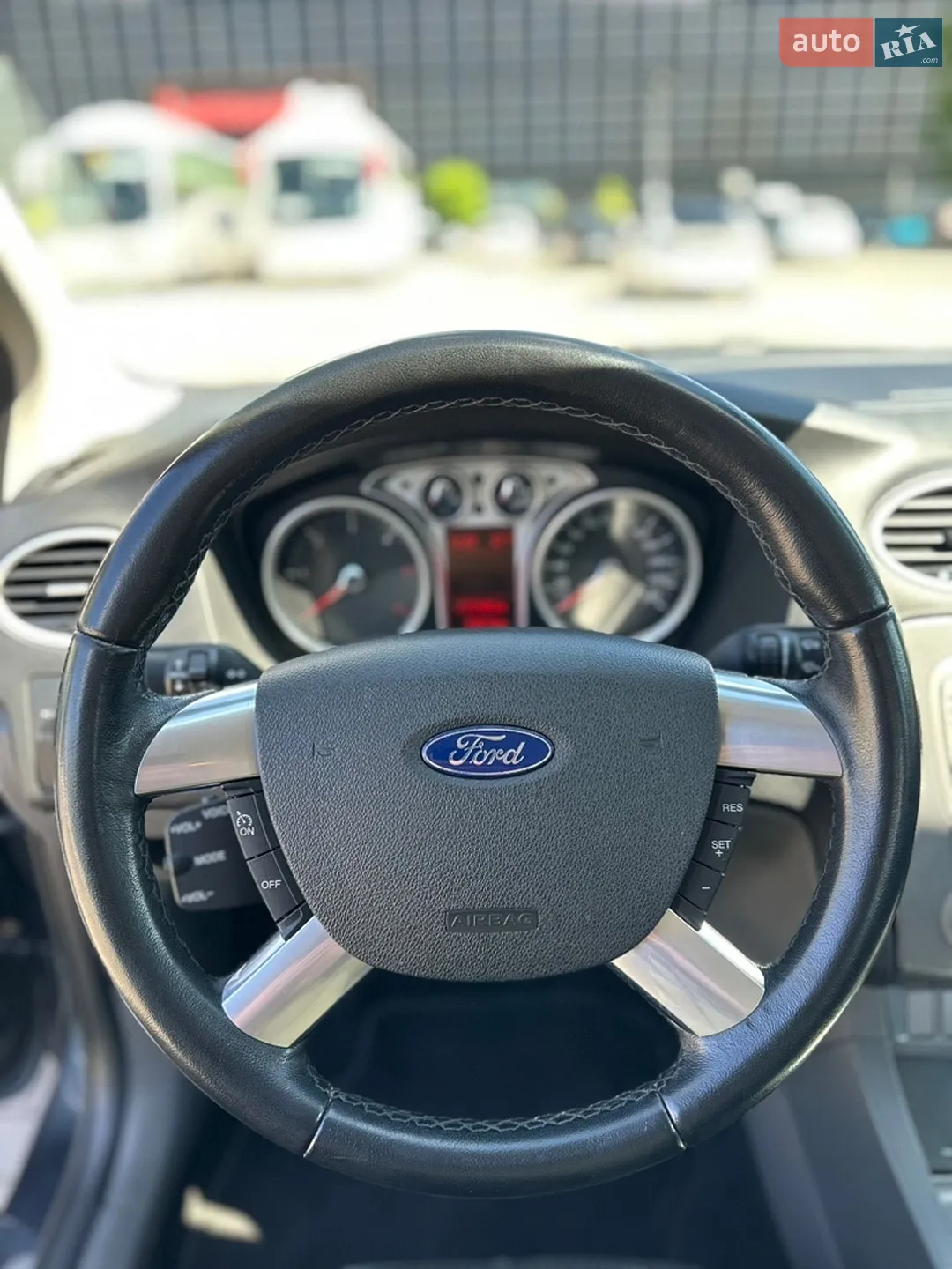 2010 Ford Focus - мініатюра 26