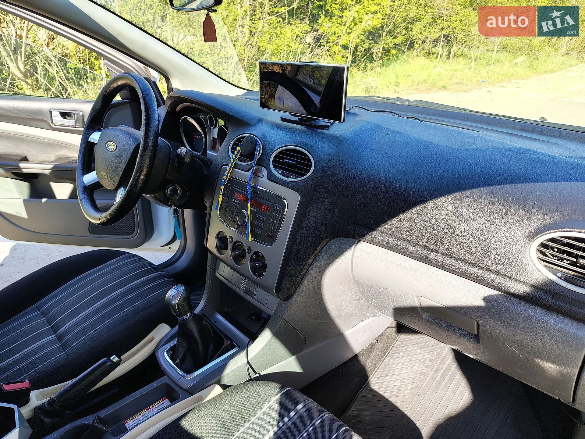 2010 Ford Focus - мініатюра 17