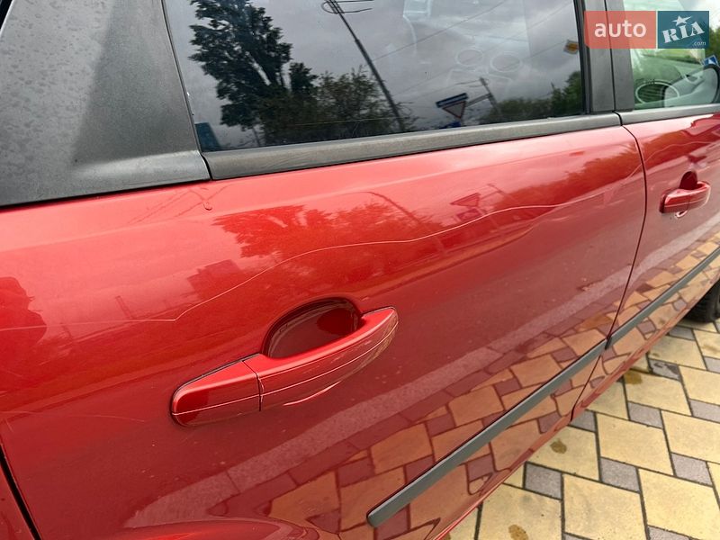 Хэтчбек Ford Focus 2006 в Киеве