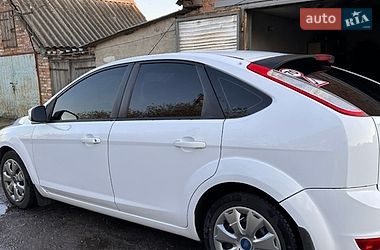 Хетчбек Ford Focus 2011 в Карлівці