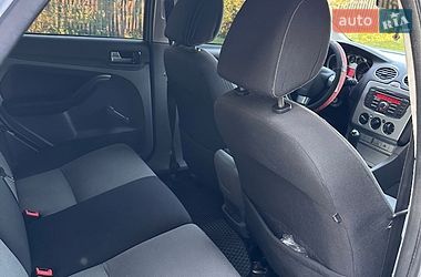 Хетчбек Ford Focus 2011 в Карлівці
