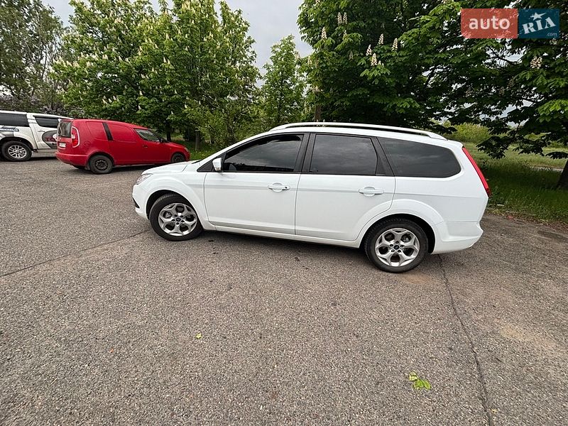 Універсал Ford Focus 2010 в Кривому Розі