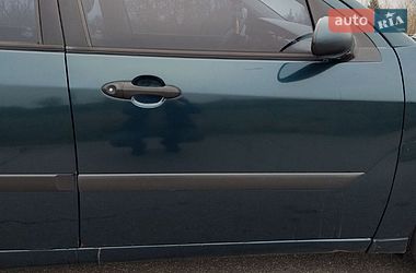 Седан Ford Focus 2004 в Лозовой