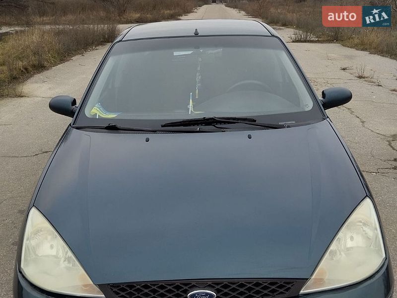Седан Ford Focus 2004 в Лозовой