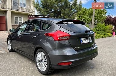 Хэтчбек Ford Focus 2015 в Одессе