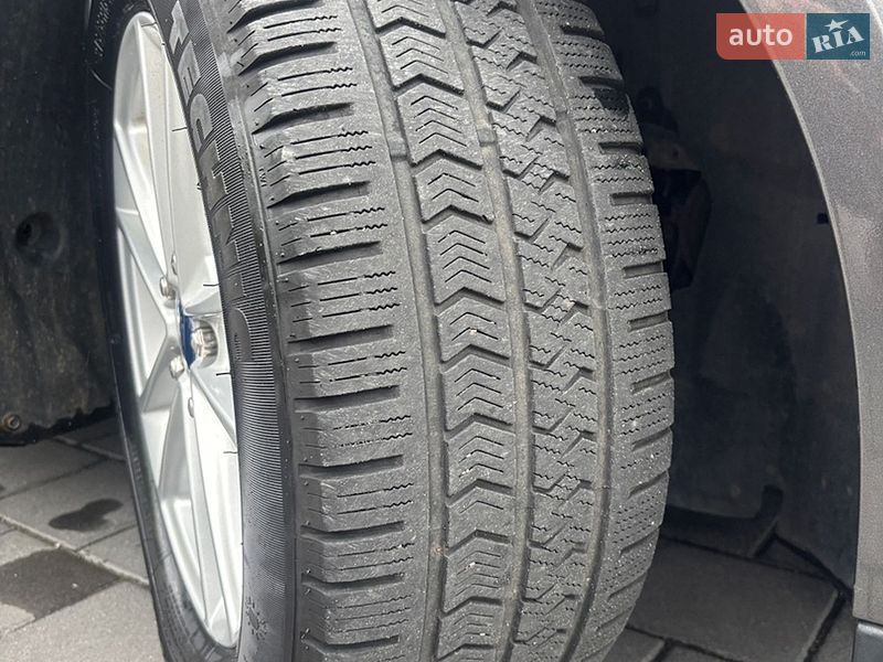 Хэтчбек Ford Focus 2015 в Днепре