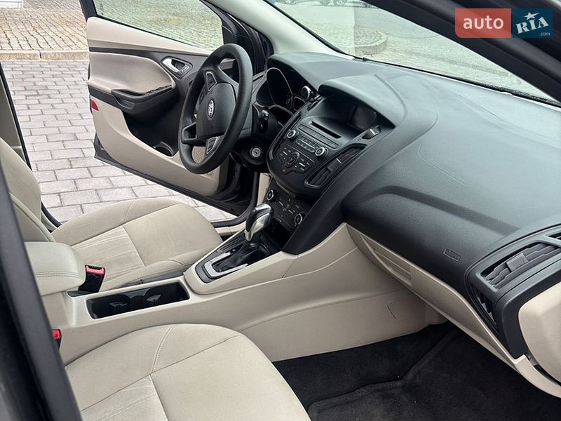 Хэтчбек Ford Focus 2015 в Днепре