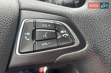 Хэтчбек Ford Focus 2015 в Днепре