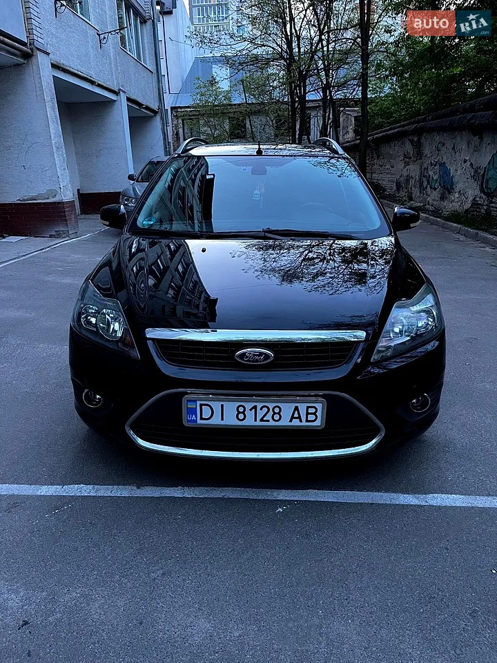 2010 Ford Focus - мініатюра 13