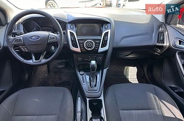 Седан Ford Focus 2015 в Смеле