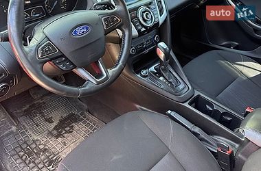 Седан Ford Focus 2015 в Смеле