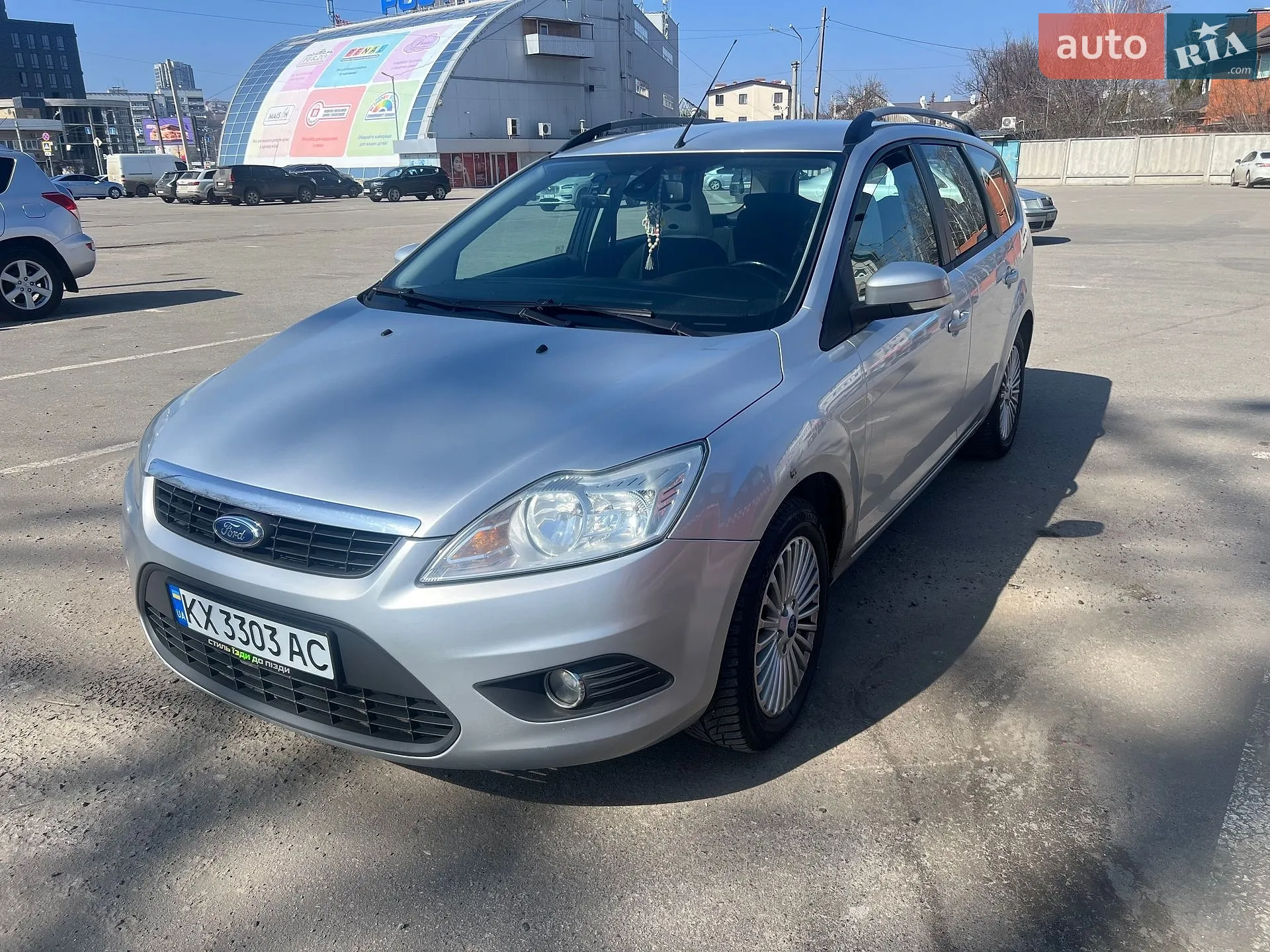 2010 Ford Focus - мініатюра 2