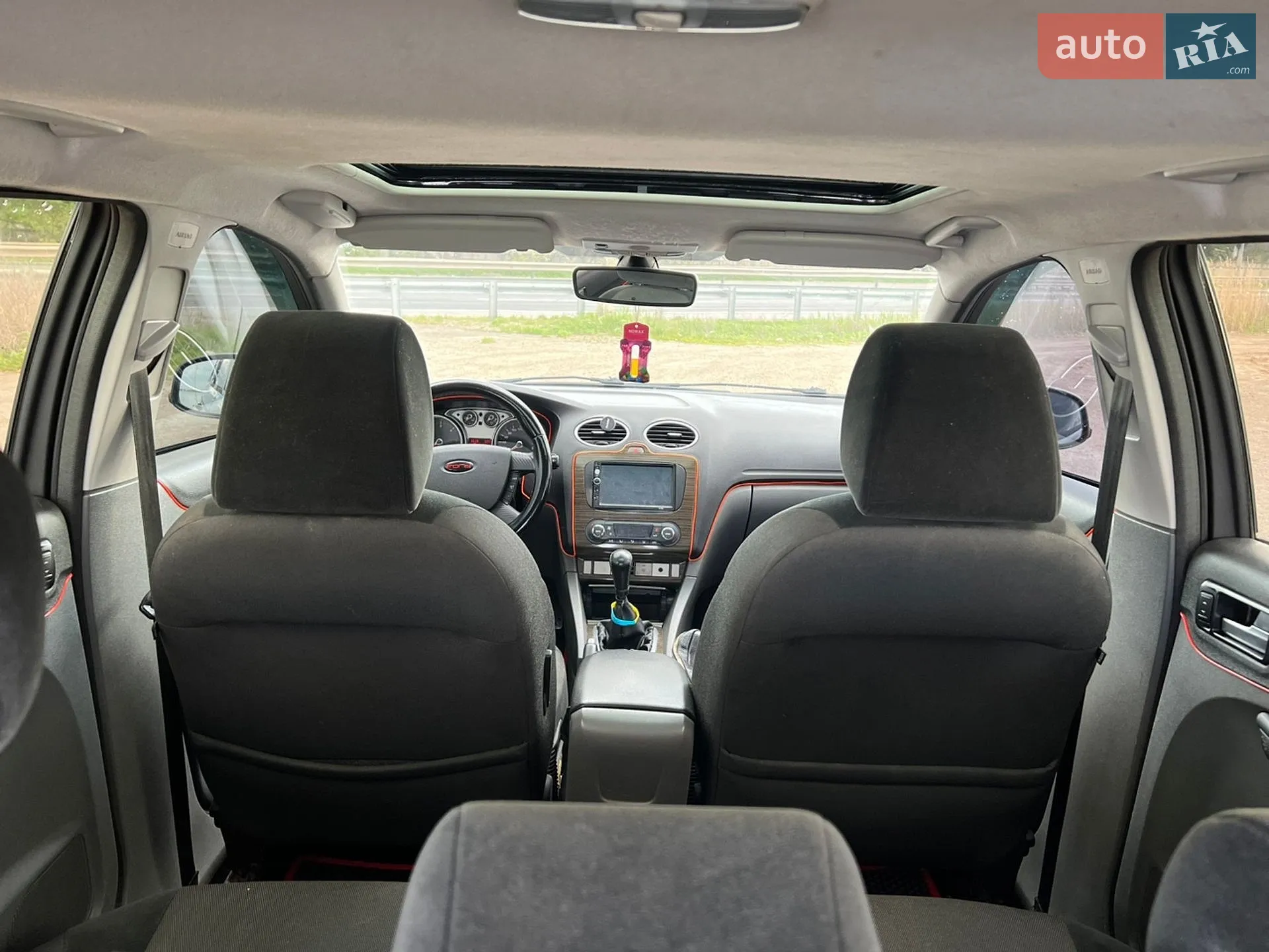 2010 Ford Focus - мініатюра 5