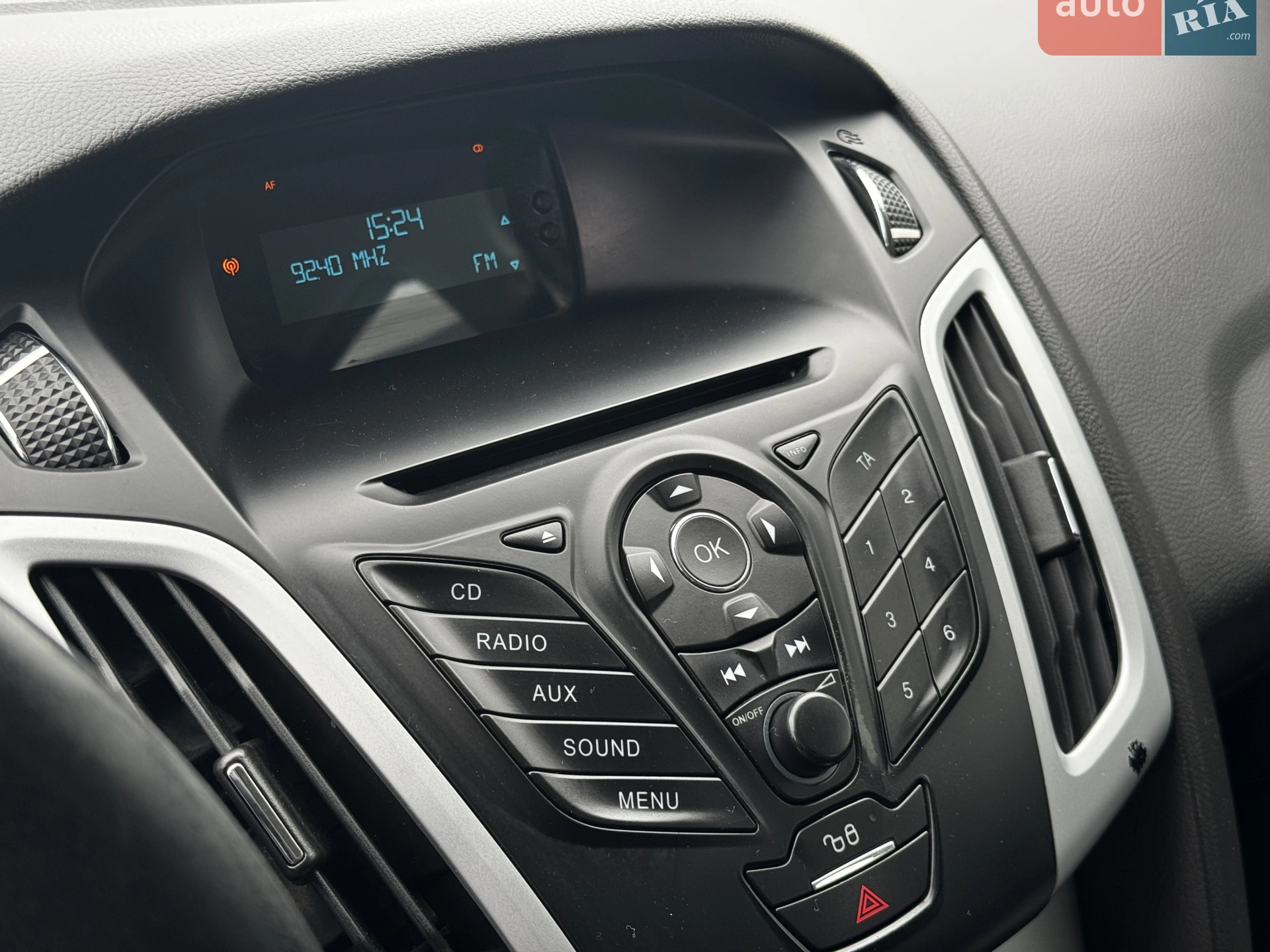 2013 Ford Focus - мініатюра 21