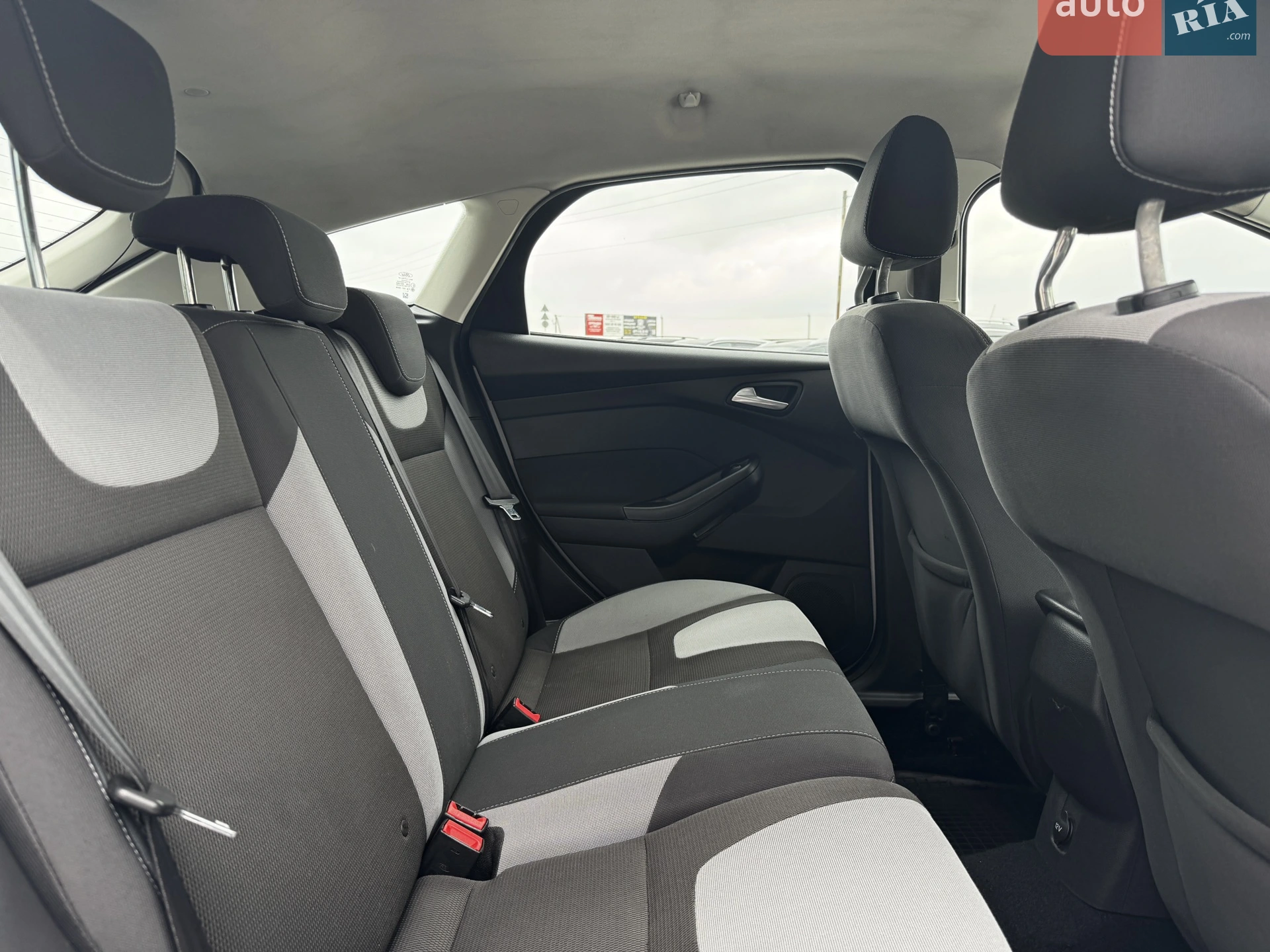 2013 Ford Focus - мініатюра 28