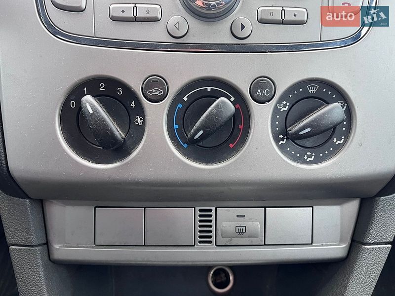 Хэтчбек Ford Focus 2009 в Николаеве