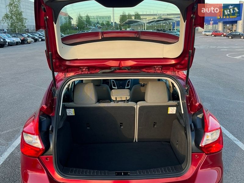 Хэтчбек Ford Focus 2014 в Ровно