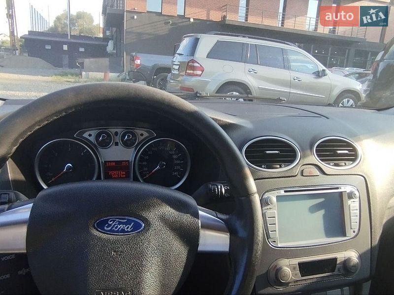 Універсал Ford Focus 2010 в Чернівцях