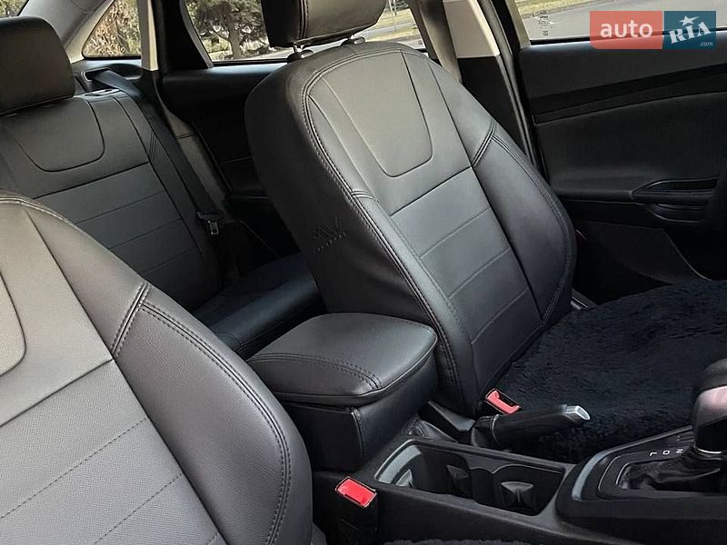 Седан Ford Focus 2015 в Кривому Розі фото 6 Седан Ford Focus 2015 в Кривому Розі