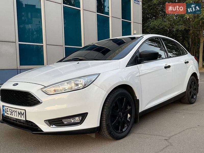 Седан Ford Focus 2015 в Кривому Розі фото 13 Седан Ford Focus 2015 в Кривому Розі