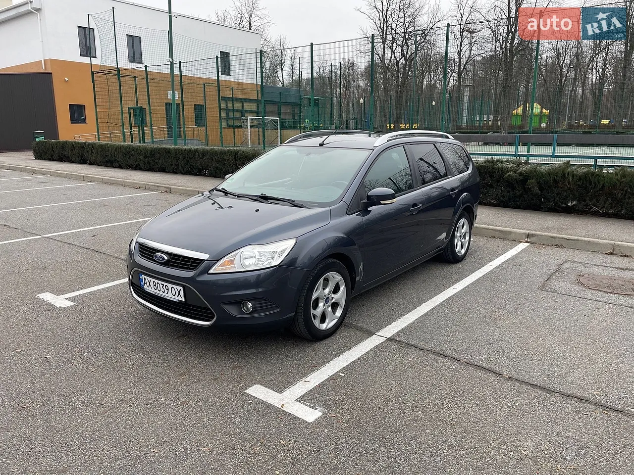 2010 Ford Focus - мініатюра 11