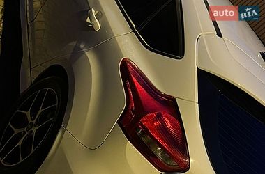 Хетчбек Ford Focus 2015 в Дніпрі