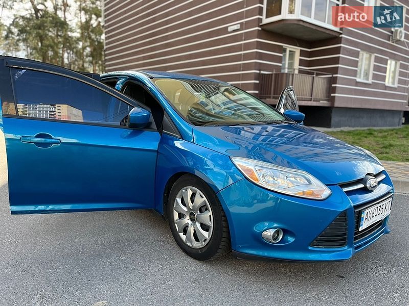 Хэтчбек Ford Focus 2011 в Чернигове